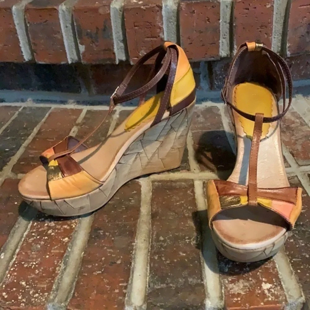 Azura Italy Faux Cork Wedge Platform Sandals 7